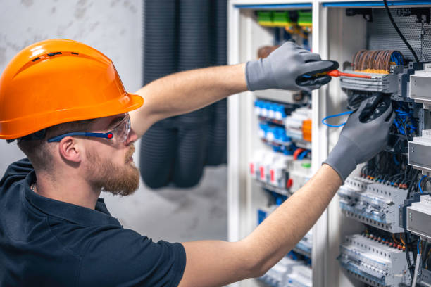 Best Emergency Electrical Repair  in Leesburg, OH